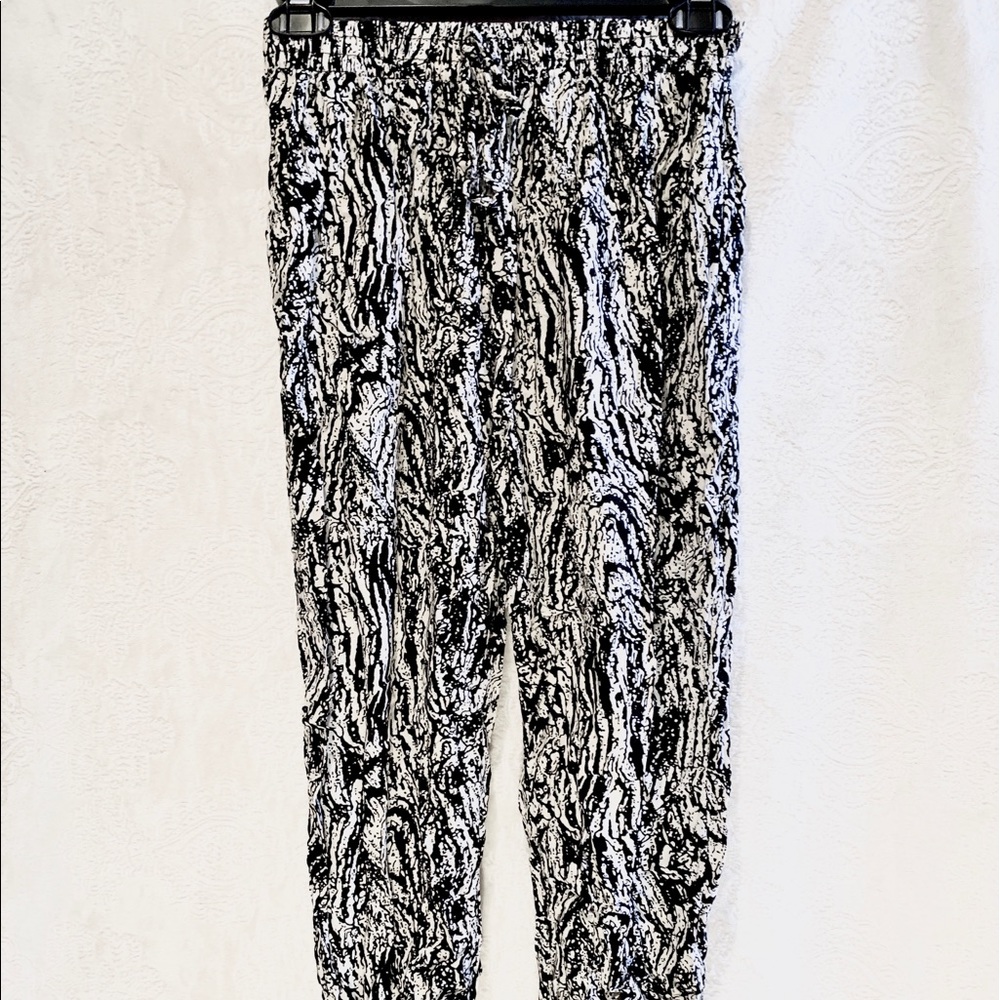 B&W Patterned Pants - Picture 3 of 3